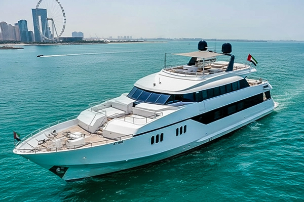 Dubai Marina Shared Yacht Tour